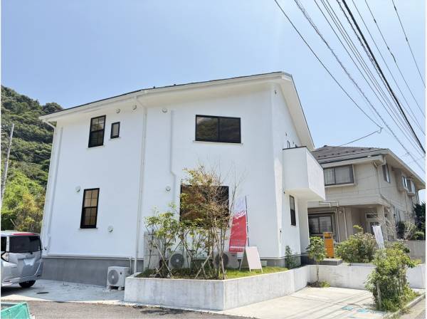 白を基調とした上品な外観