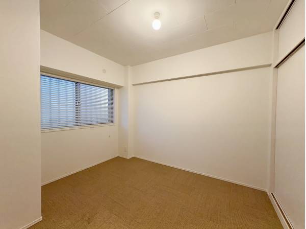 洋室は2部屋ございます