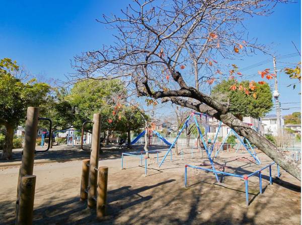 馬場公園まで徒歩6分（約450m）