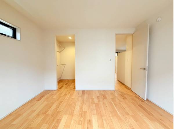 オシャレなWICつきのお部屋