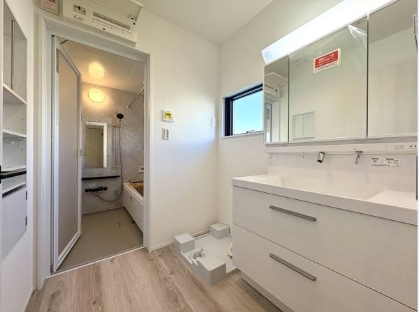 パウダールーム