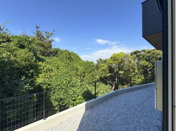 たくさんの緑、大きな青空。晴れた日にはこのご褒美の様な眺めが。