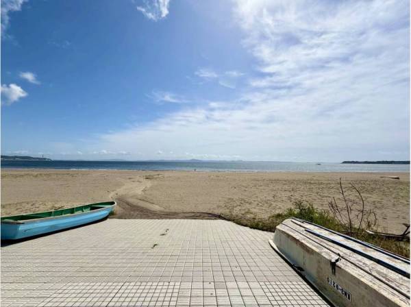 海まで徒歩30秒（約10ｍ）