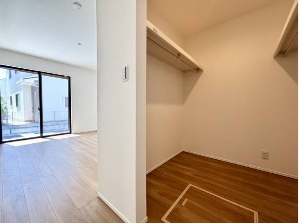 WIC付きの洋室は約7帖ございます