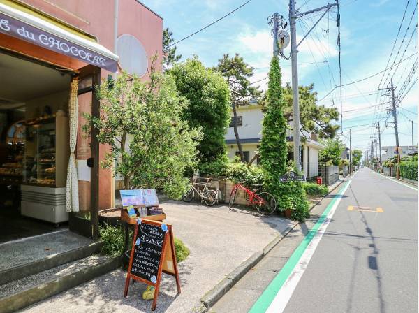 ラチエン通りから入ってすぐ