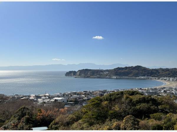敷地上部からは圧巻の湘南景色が広がります。富士山も正面に