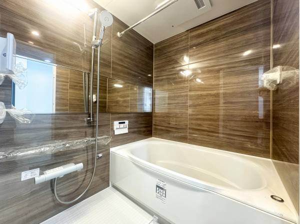 ウッド調のクロスがリラックスタイムに温もりを添えます