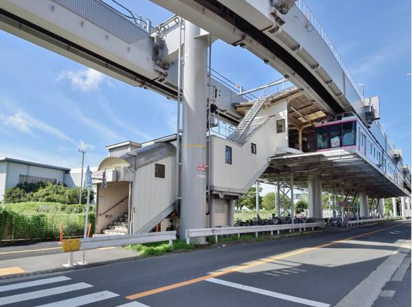 湘南モノレール「湘南深沢」駅徒歩15分