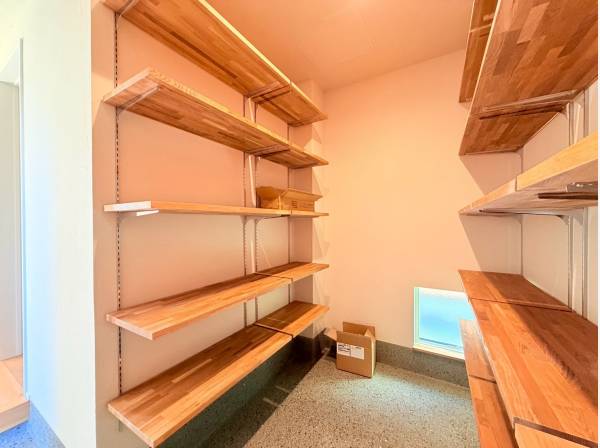 エントランスには大容量の玄関収納スペース