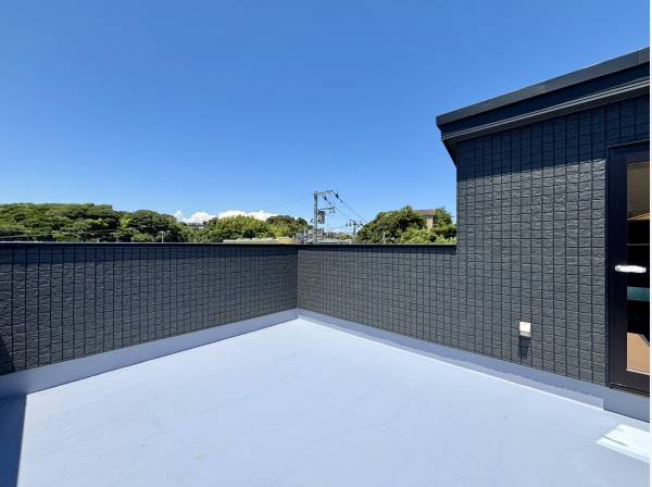 鎌倉を感じるルーフバルコニー
