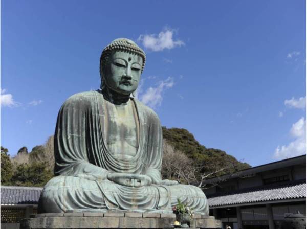 鎌倉大仏殿高徳院まで徒歩６分（約400ｍ）