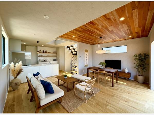 LDKは明るく心地の良い風が入り込みます※家具などはイメージになります