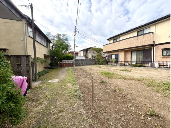 敷地奥より