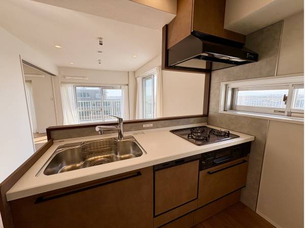 キッチンは食洗器付きに新調済み！