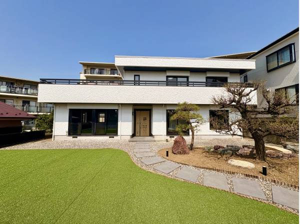 旧積水ハウス施工の大型住宅！