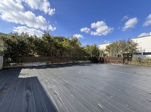 建築条件はありません。