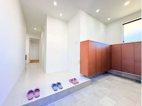 ゆったりとした玄関ホール