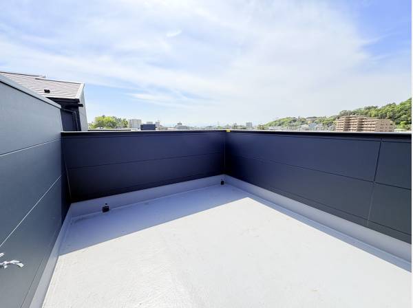 ルーフバルコニー