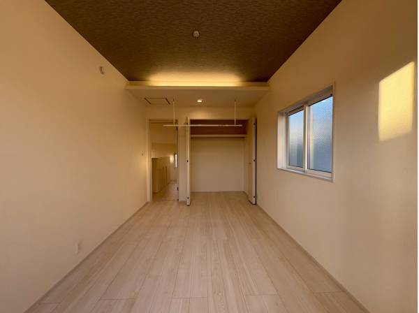 収納たっぷりのお部屋