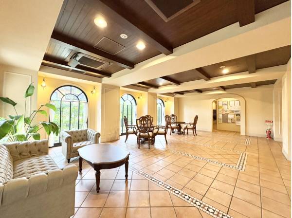 エントランスホール