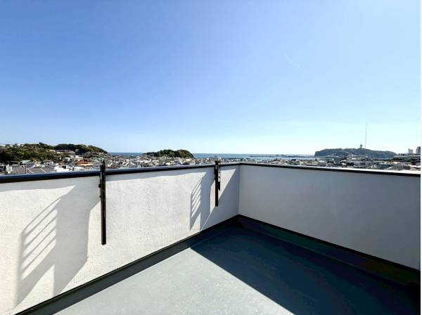 ルーフバルコニー