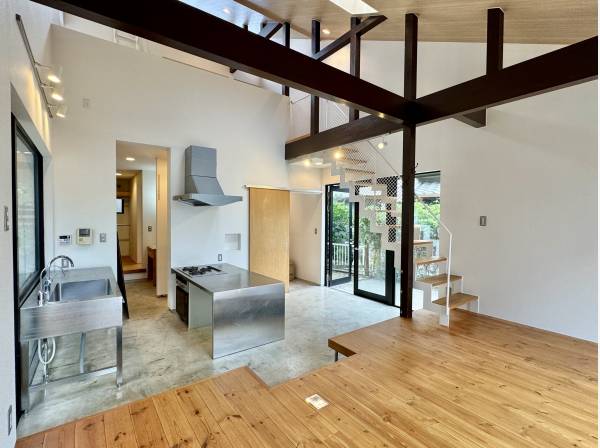 ひんやりとあたたかい、土間リビング