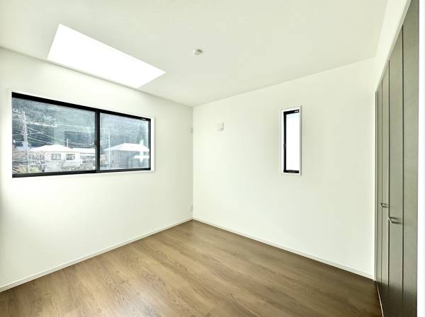 天窓のある居室（広さ5.25帖）