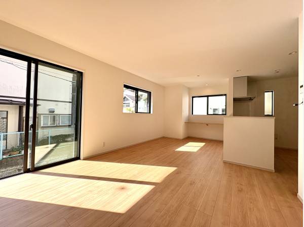 ゆったり日当たり良好なリビング