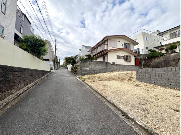 前面道路　公道約４m