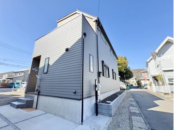 お気軽にお問い合わせくださいませ