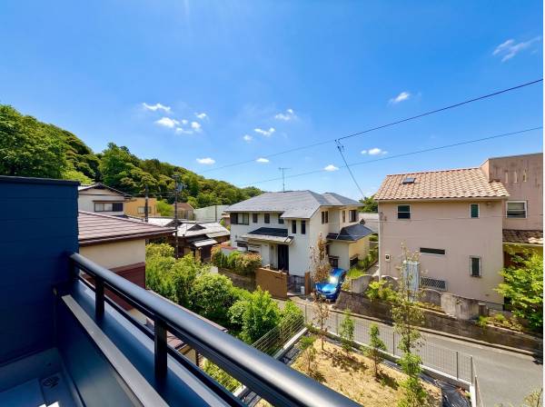 分譲地内のため、高い建物がなく風通し良好！