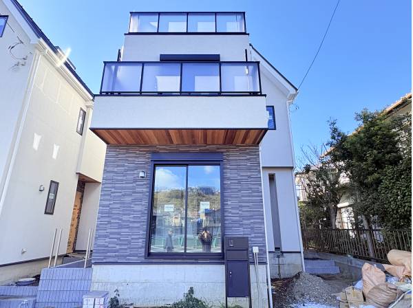 東向きの朝日が気持ちの良い立地条件