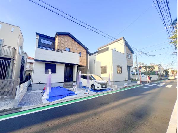 前面道路も広々しております