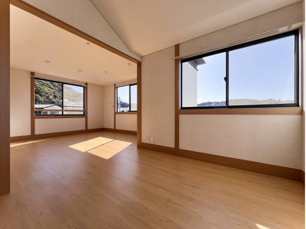 将来的に分割使用も叶う約14帖のゆとりある空間