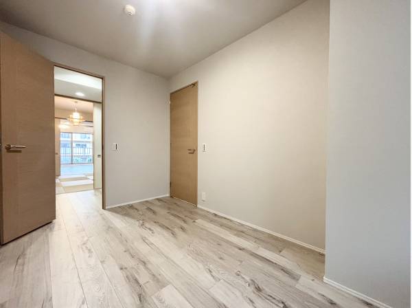 洋室は全部で3室ございます。