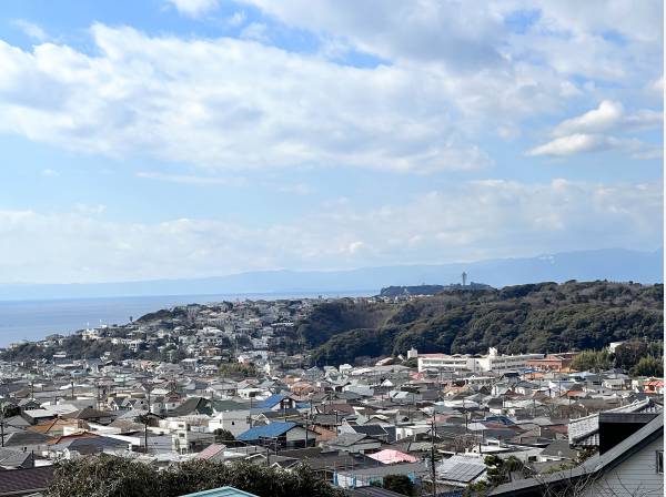 江ノ島も望めます。