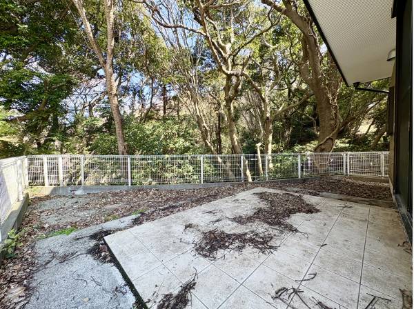 住宅には広々としたお庭スペースがございます！