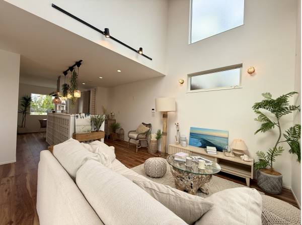 陽当たり良好の室内！