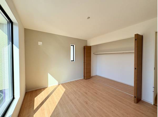 7.1帖の洋室心安らぐ空間です