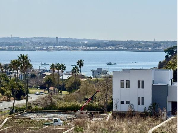 リビングルームから望むオーシャンビュー