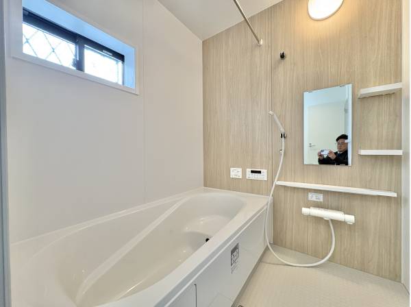 落ち着きのある浴室。ゆっくり疲れを癒してください。