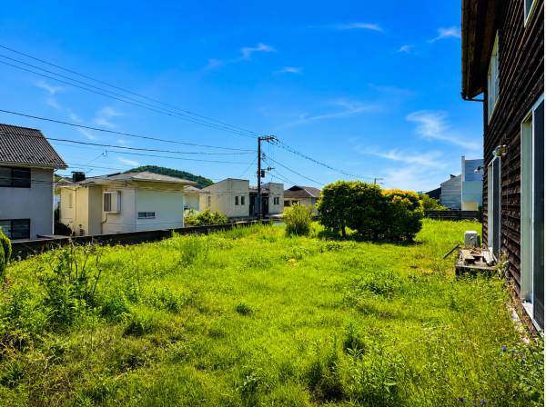 陽当たりの良い広い庭で、休日時間がもっと好きになる暮らし。