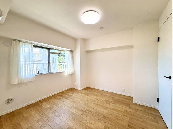 独立した洋室も1部屋ございます！