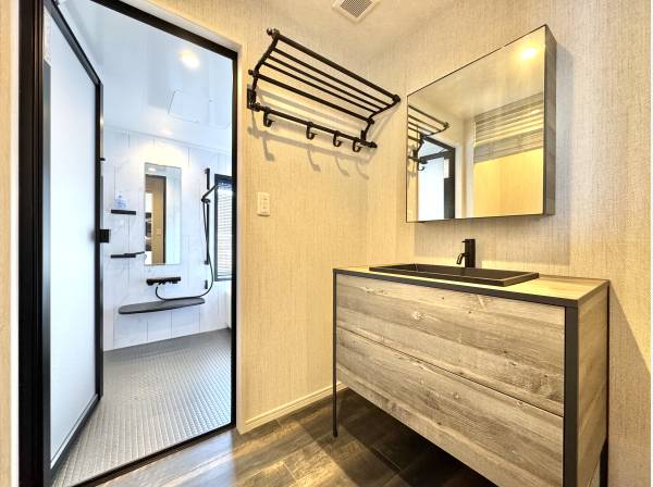 デザイン性の高い洗面空間。ホテルライクな仕様。