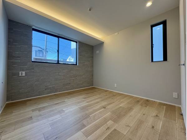 ホテルライクな空間の主寝室