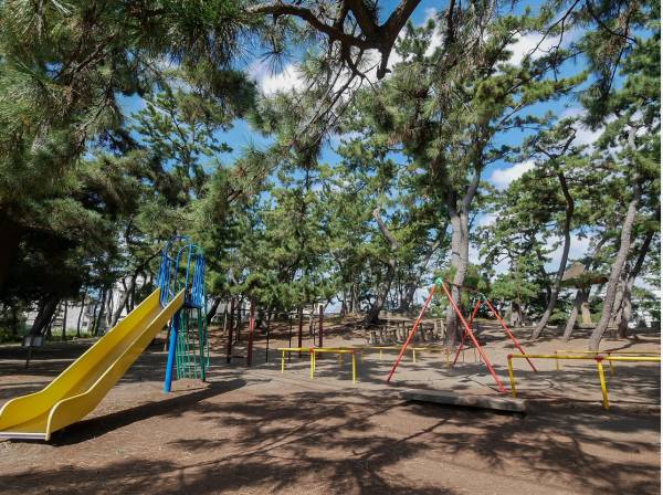 平和町公園まで徒歩9分（約650m）