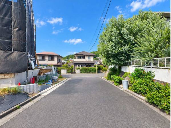 前面道路 北東側幅員 約6m公道