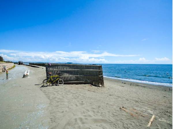 海まで徒歩2分！