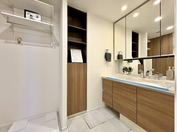 パウダールーム