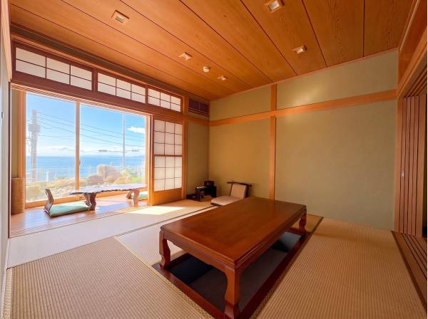 日本の風情と湘南が溶け合うまどろみの贅沢空間